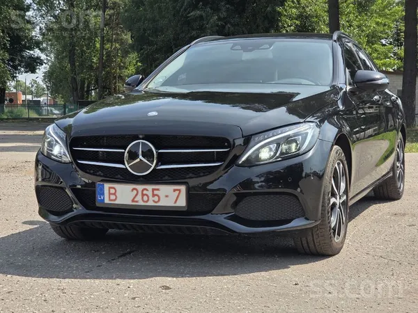 MB C250 Avantgarde, 210000 km, ļoti laba komplektācija

Ideāls auto ar sakarīgu noskrējienu un bagātīgu komplektāciju. Papi ...