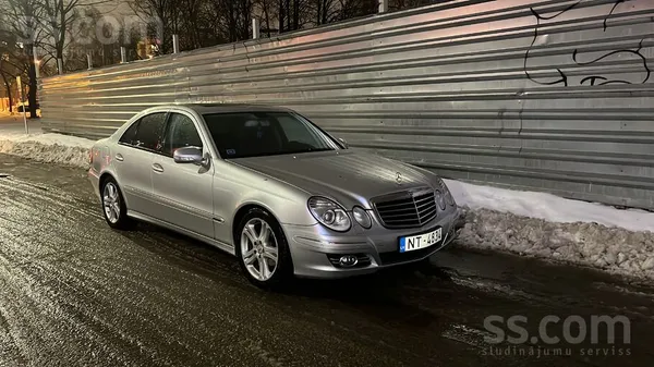 Mercedes В хорошем состояние. Конечно не без визуальных деф