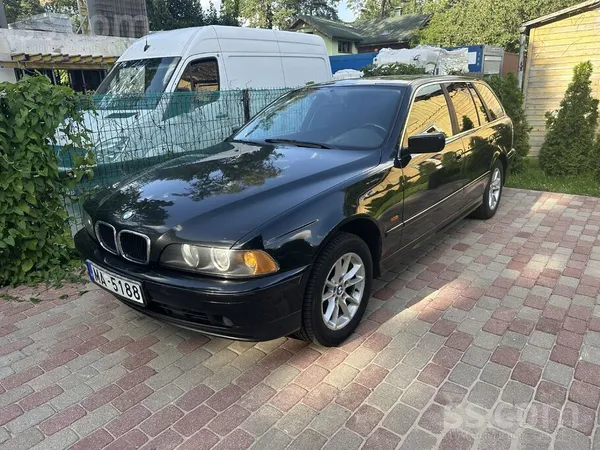 BMW Pārdodu Bmw 520i universāli ar 5 ātrumu manuāli, M