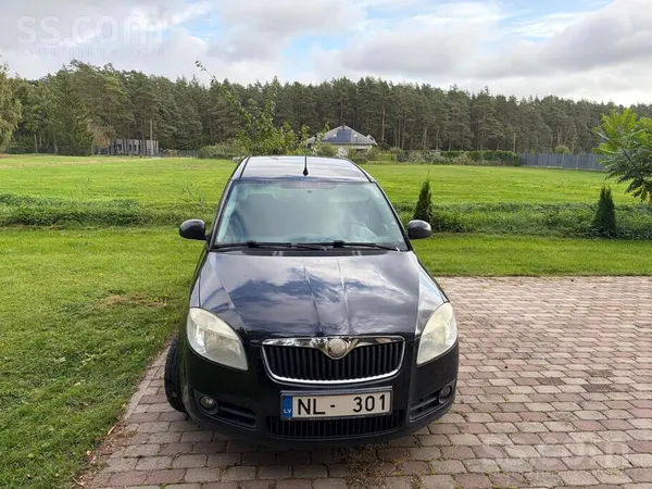 Skoda Pārdod labu, glītu automašīnu. Brauc patīkami un m