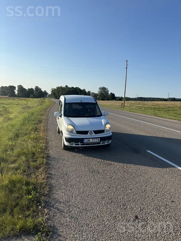 Laba ekonomiskā mašīna. 1.6 16v motors. Līdzi nāk ziemas riepu komplekts(vie