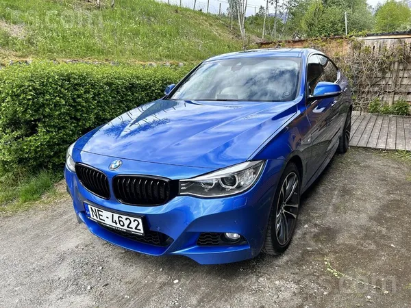 BMW 330