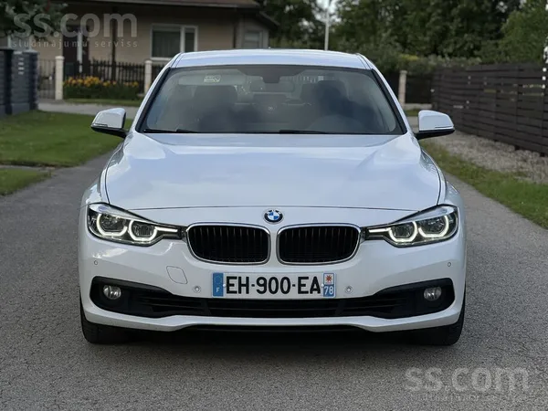 BMW 330