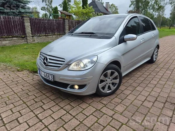 Mercedes Pārdodu komfortablu, dinamisku un ekonomisku Merce