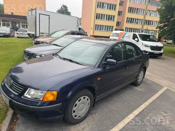 Pārdodu VW Passat B5, 1.6 benzīns, 1997. gads. Auto ir labā tehniskā un vizuālā stāvoklī, regulāri kopts un uzturēts. Dzinējs ...