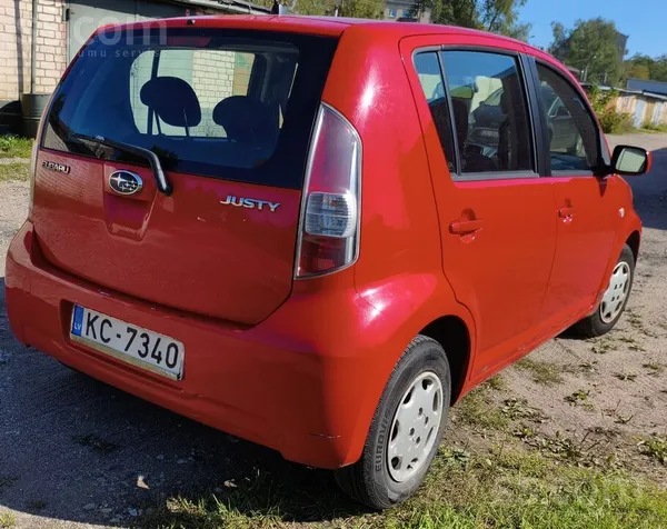 Subaru Justy 2009, 1.0 benzīns, Manuāls, Hečbeks, Sarkans — Latvijā