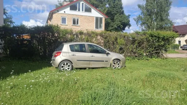 Renault 16