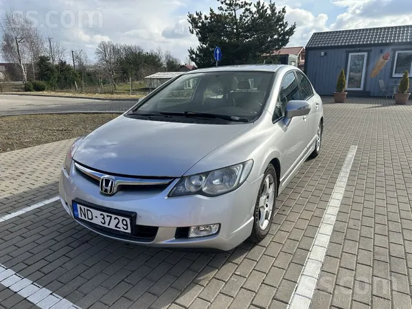 Honda Pārdodu Honda Civic Hybrid 1.3, 2008. gada, sudrab