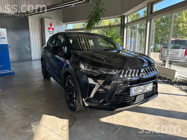 Onyx Black
Elektroniskā stabilitātes kontrole (Masc) pārslēdzama un
vilces