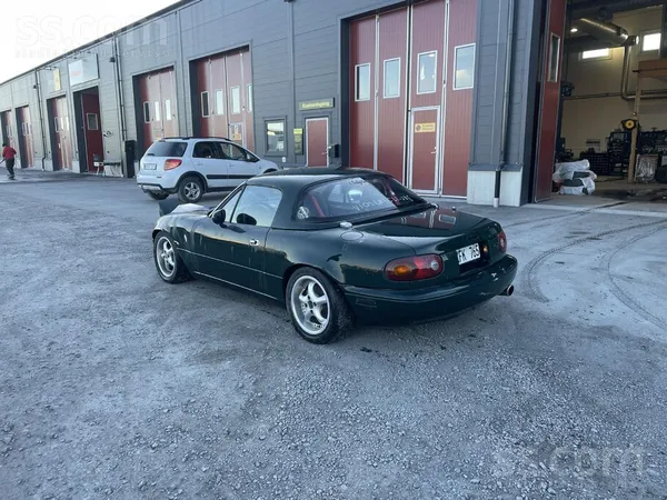 Mazda mx-5 NA
Auto no Zviedrijas ziemeļiem .
Bez Rūsas
Krāsa izbalējusi
