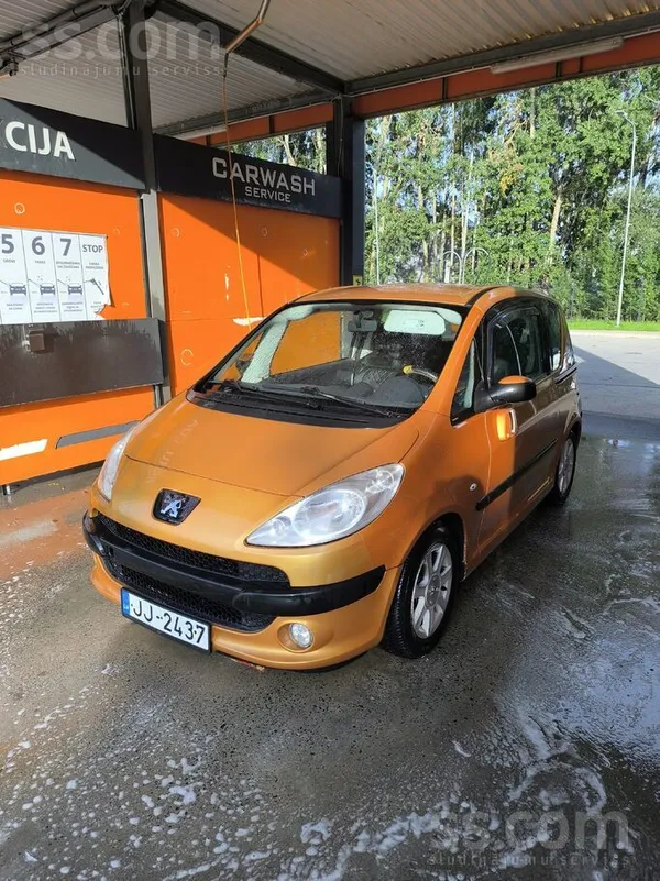 Продаётся Peugeot 1007
Автомобиль обслуживался, за последнее время сделано