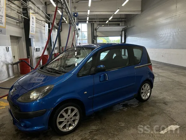 Peugeot Peugeot 1007 1.6 бензин, автомат, 2007 год