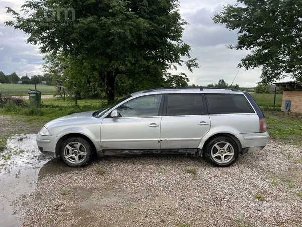 Volkswagen Passat (B5)