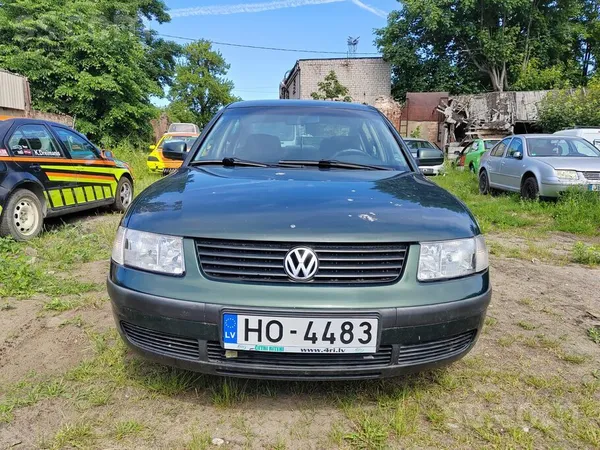 Volkswagen Passat (B5)