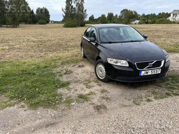Volvo Pārdodu ekonomisku un tehniski labi uzturētu autom