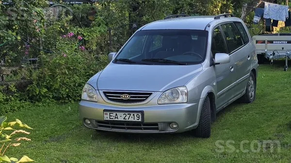 KIA Carens