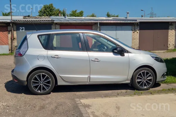 Renault Pārdodu reāli labu Scenic ar patiesu nobraukumu. 2