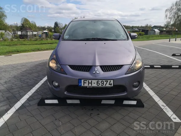 Mitsubishi Pārdodu jo ir iegādāts cits auto, stāv pagalmā jau