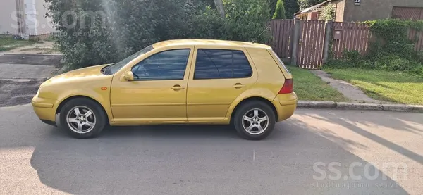 Volkswagen Golf 4
