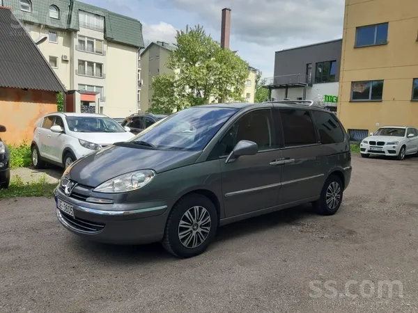 Peugeot 807