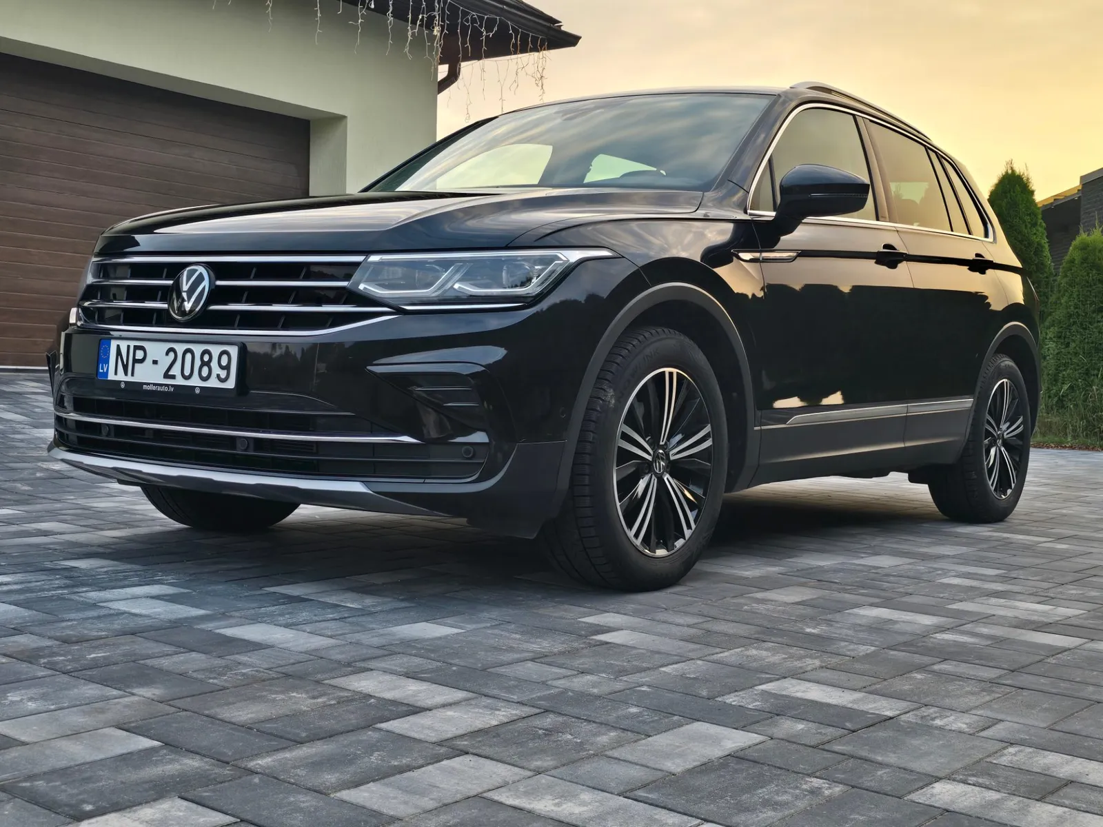 Volkswagen Tiguan - 5